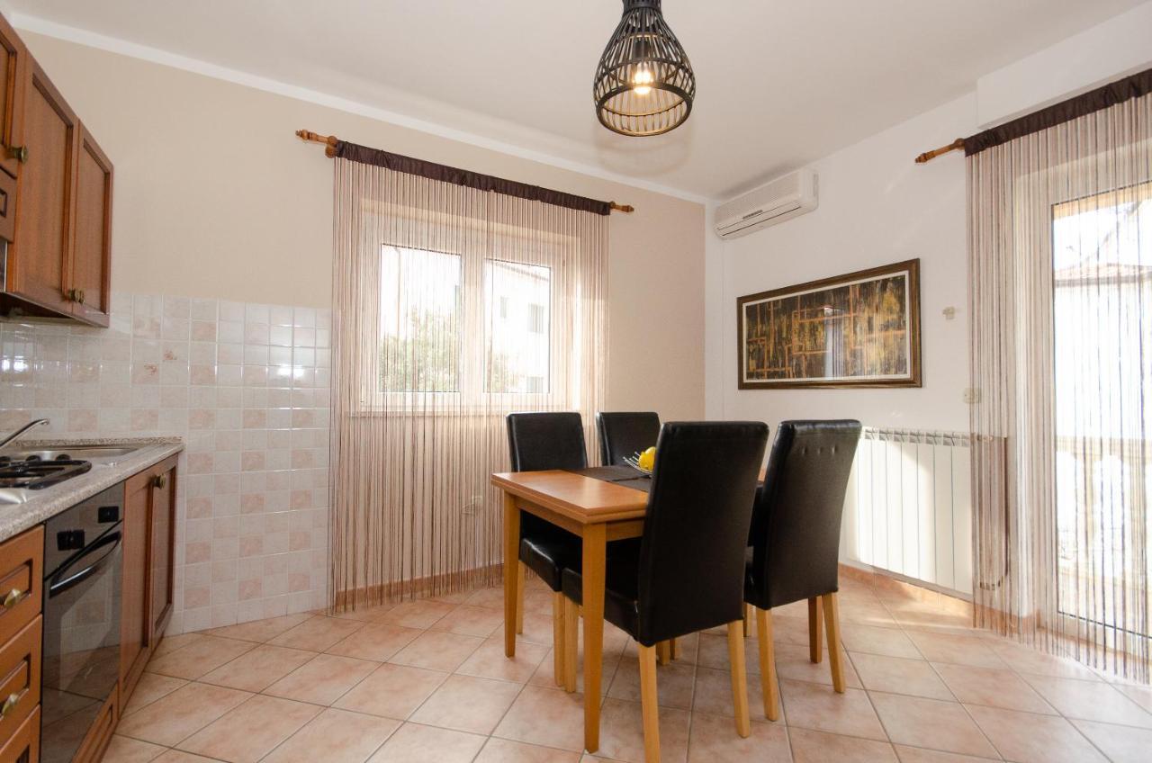 Apartments Villa Amfora Rovinj Buitenkant foto